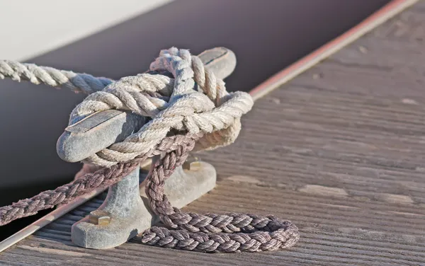 Cuerda en el muelle — Foto de Stock