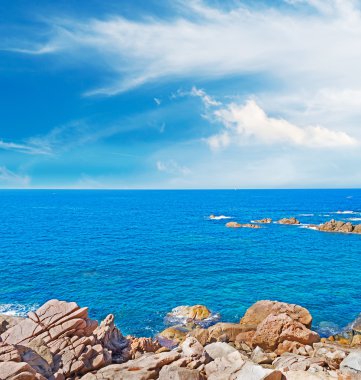 costa paradiso üzerinde bulutlar