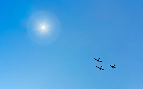 飛行機と太陽 — ストック写真