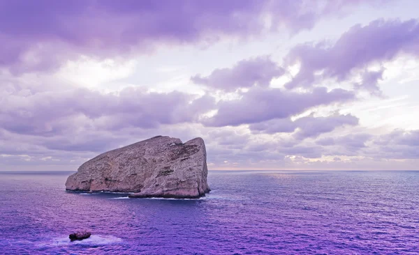 Фиолетовый закат — стоковое фото