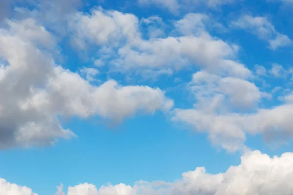 Nuvens fofas — Fotografia de Stock