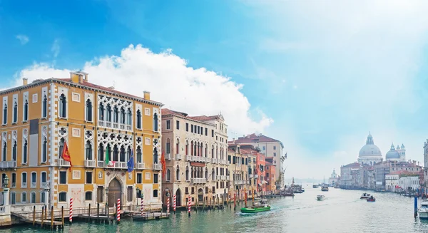 Canal Grande sotto le nuvole — Foto Stock