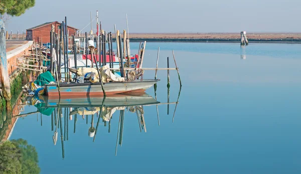 Boote Reflexion in Venedig — Stockfoto