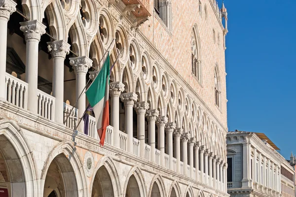 Italiaanse vlag — Stockfoto