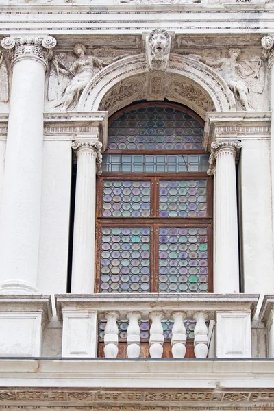 Window and columns — Stock Photo, Image
