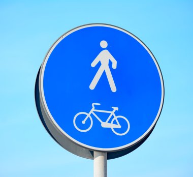 yaya ve bisiklet lane işareti