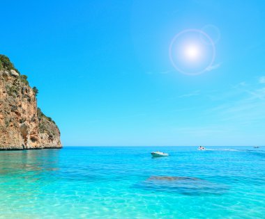 Cala Biriola shore