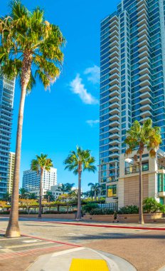 Güneşli bir günde San Diego şehir merkezinde gökdelenler. Kaliforniya, Usa