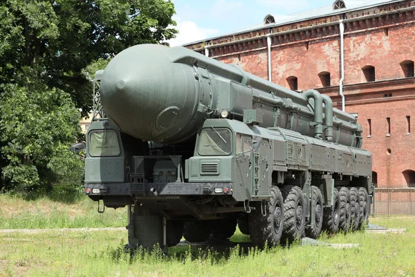 Missile launcher — Stock Photo, Image