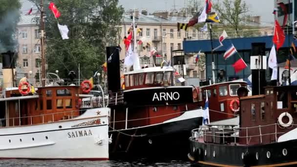 Панорамний вид на річковий порт — стокове відео