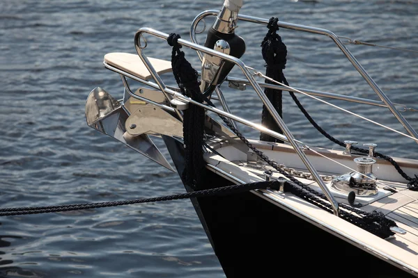 Anchor on a sailing yacht — Stock Photo, Image