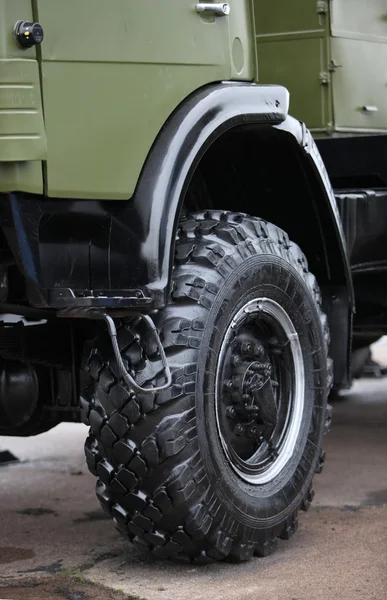 Army truck wheel — Stock Photo, Image