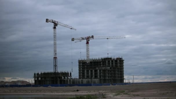 Travaux de grues à tour — Video