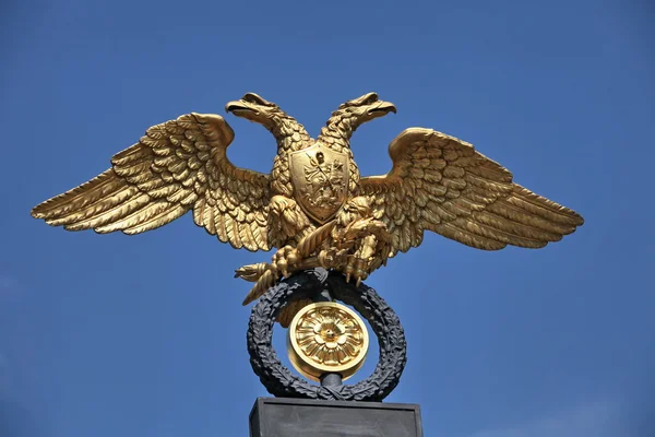 Double headed eagle — Stock Photo, Image