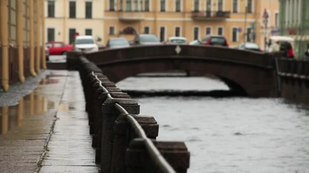 Rain in the old town — Stock Video