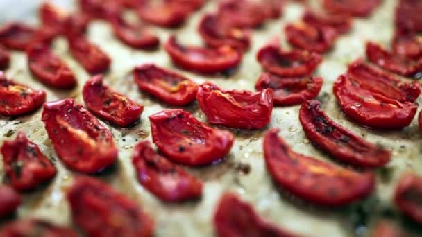 Сушеные помидоры — стоковое видео