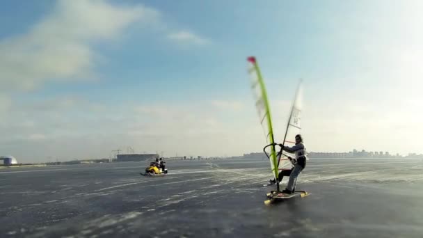 Course d'hiver windsurfer 
