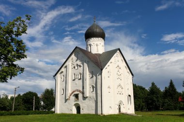 rus kilisesi