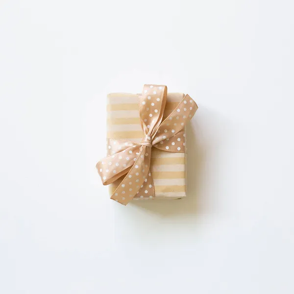 Brown Stripe Pattern Gift Box Isolated White Background Top View — Stock Photo, Image