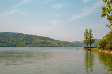 Kore, Gyeongju 'da Bomun Gölü' nün Baharı