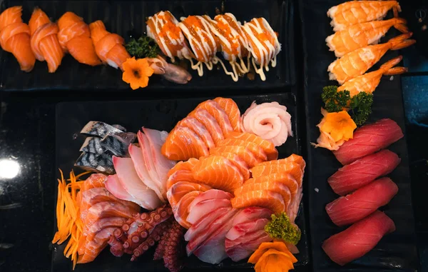 Sashimi Talíři Japonské Restauraci Sushi Sashim — Stock fotografie
