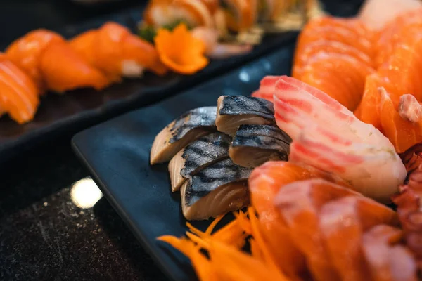 Sashimi Talíři Japonské Restauraci Sushi Sashim — Stock fotografie
