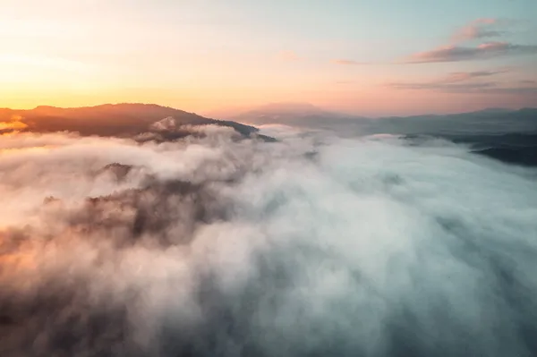 Nebel Den Bergen Der Morgennatur — Stockfoto