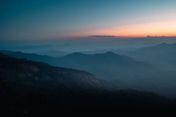 Manhã Antes Nascer Sol Montanha — Fotografia de Stock