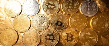 Bitcoin Kripto Para Birimi Altın Sikkeler olarak temsil ediliyor. Geleceğin mal varlığı geçmişi, altın madencilik