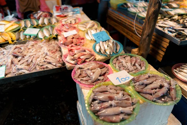 Frutos Mar Bruto Num Mercado Próximo Mar Tropical — Fotografia de Stock
