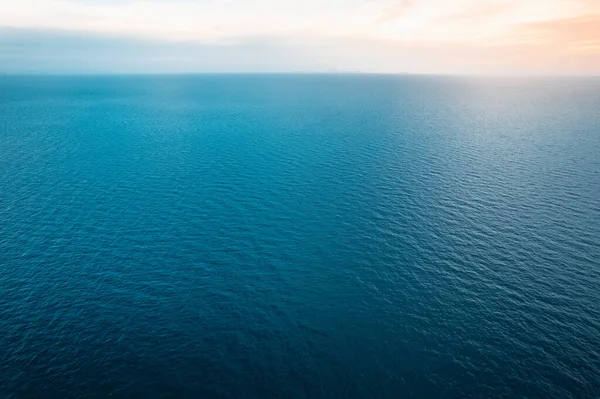 Tropisk Blå Havsform Ovan Blått Hav Ovanifrån — Stockfoto