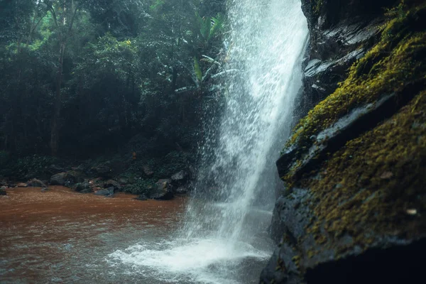 Cachoeira Floresta Tropical Estação Chuvosa Cachoeira Mok — Fotografia de Stock