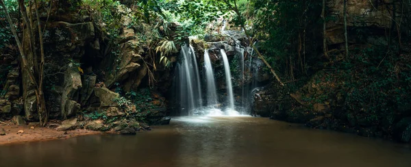 Cascade Dans Forêt Tropicale Saison Des Pluies Mok Cascade — Photo