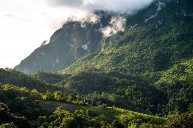 Dağ manzaralı, Doi Luang Chiang Dao