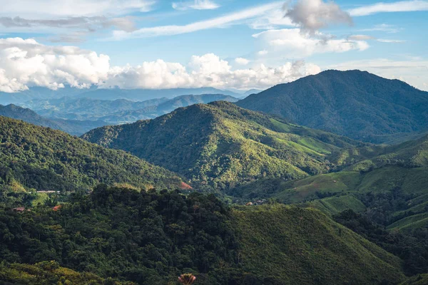 Verde Montaña Valle Nan Tailandia — Foto de Stock