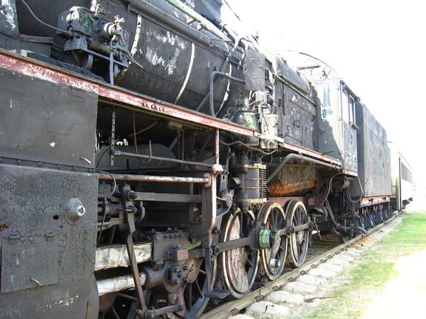 Antiga locomotiva a vapor preta — Fotografia de Stock