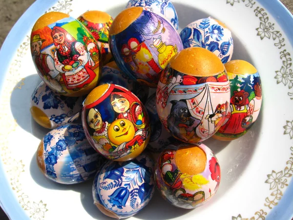 Nice Easter eggs with images — Stock Photo, Image