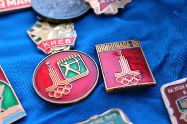 1980 Moskova Olimpiyat hakkında Sovyet rozetleri kümesi