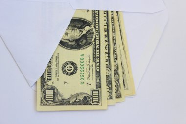 Doları banka notları zarf içinde