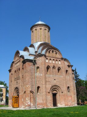 chernigov kilisede pyatnitskaya