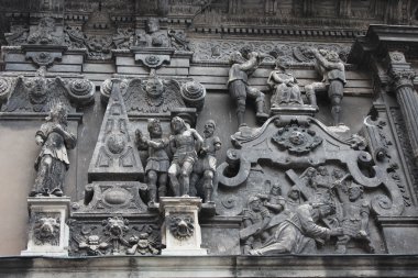 Kilise duvar güzel Heykel Sergisi