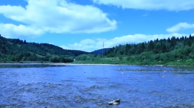 güzel hız dağlık Nehri