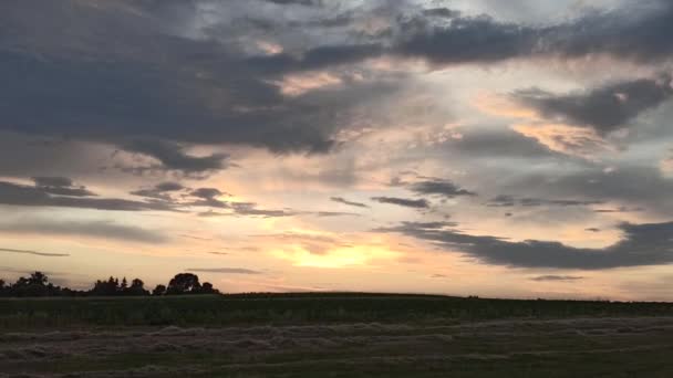 Panorama Pohled Krásný Východ Slunce Nad Venkovským Polem Západ Slunce — Stock video