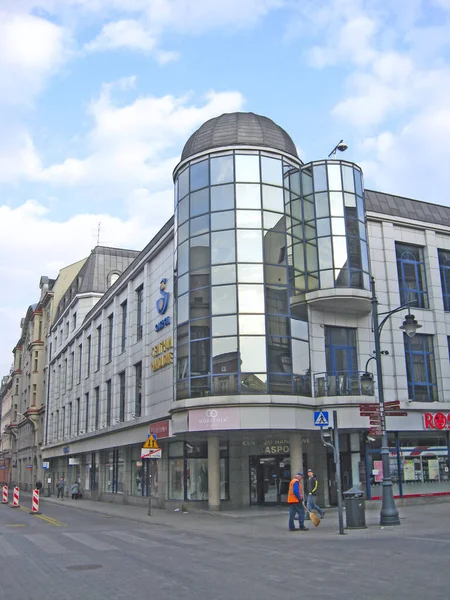 Lodz Polonia Junio 2019 Enorme Edificio Gris Oscuro Con Ventanas — Foto de Stock