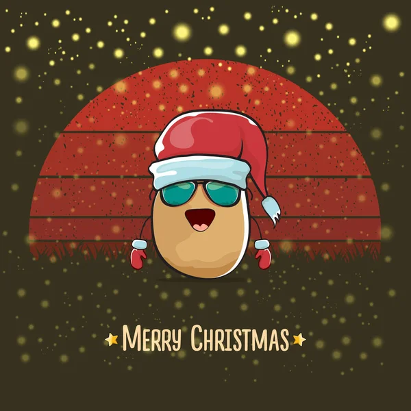 Vektor funky comic cartoon niedlich lächelnde Weihnachtsmann Kartoffel mit roter Weihnachtsmütze und Cartoon frohe Weihnachten Text isoliert auf Vintage-rotem Hintergrund mit Sonne. Kinder Weihnachtskarte mit lustigem Weihnachtsmann — Stockvektor