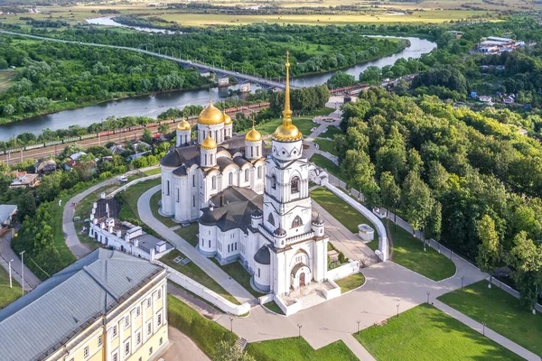 Asunción Catedral de Uspensky en Vladimir, Rusia. Vista aérea. Fotos de stock