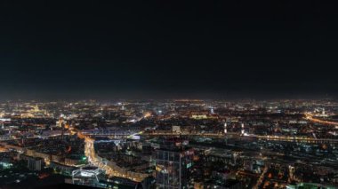 Moskova şehir panoraması Dışişleri Bakanlığı 'nın gece vakti hava durumu