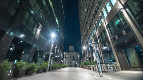 Mrakodrapy obchodní centrum a kostel běloruské stanice timelapse — Stock video