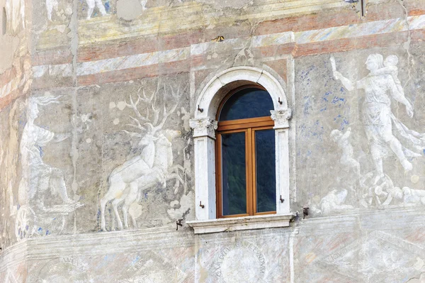 Piazza Duomo di Trento, casa — Foto Stock