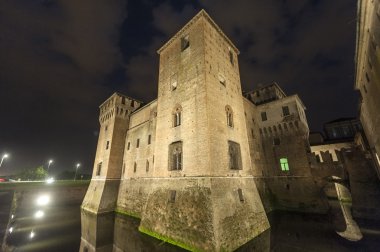 Mantua, gece castle